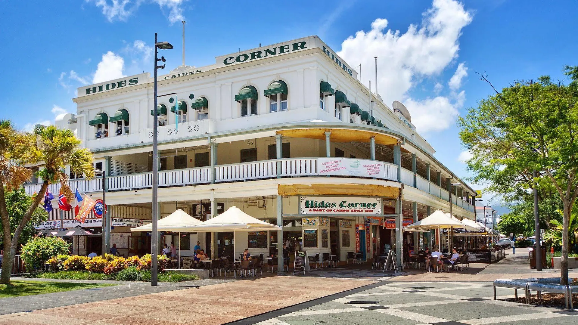 Hides Hotel Cairns