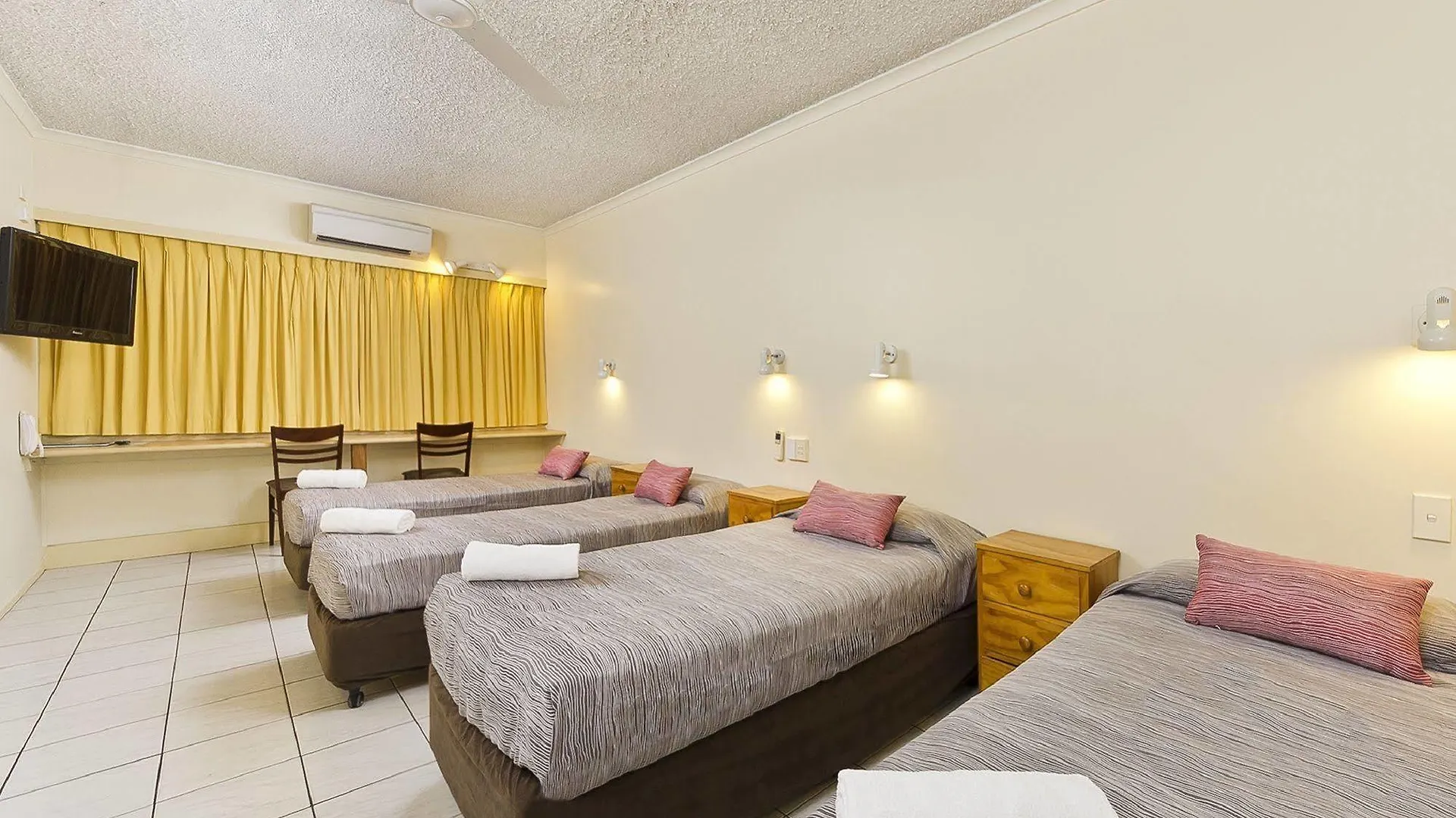 ***  Hides Hotel Cairns Australie