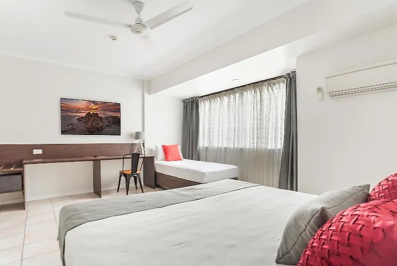 Hides Hotel Cairns